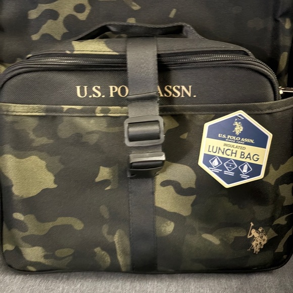 U.S. Polo Assn. Camouflage Black and Green Men's Backpack - Picture 3 of 4